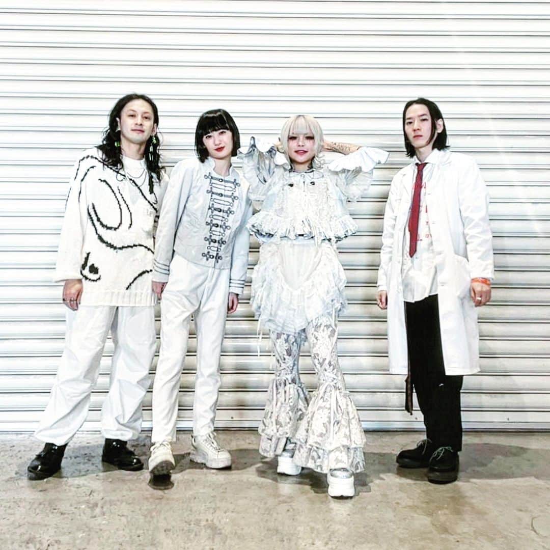 4s4kiのインスタグラム：「ぼくのCDJの衣装、超可愛いかったでしょ  @motoyaaan   @rurumu.official  @microwave__official」