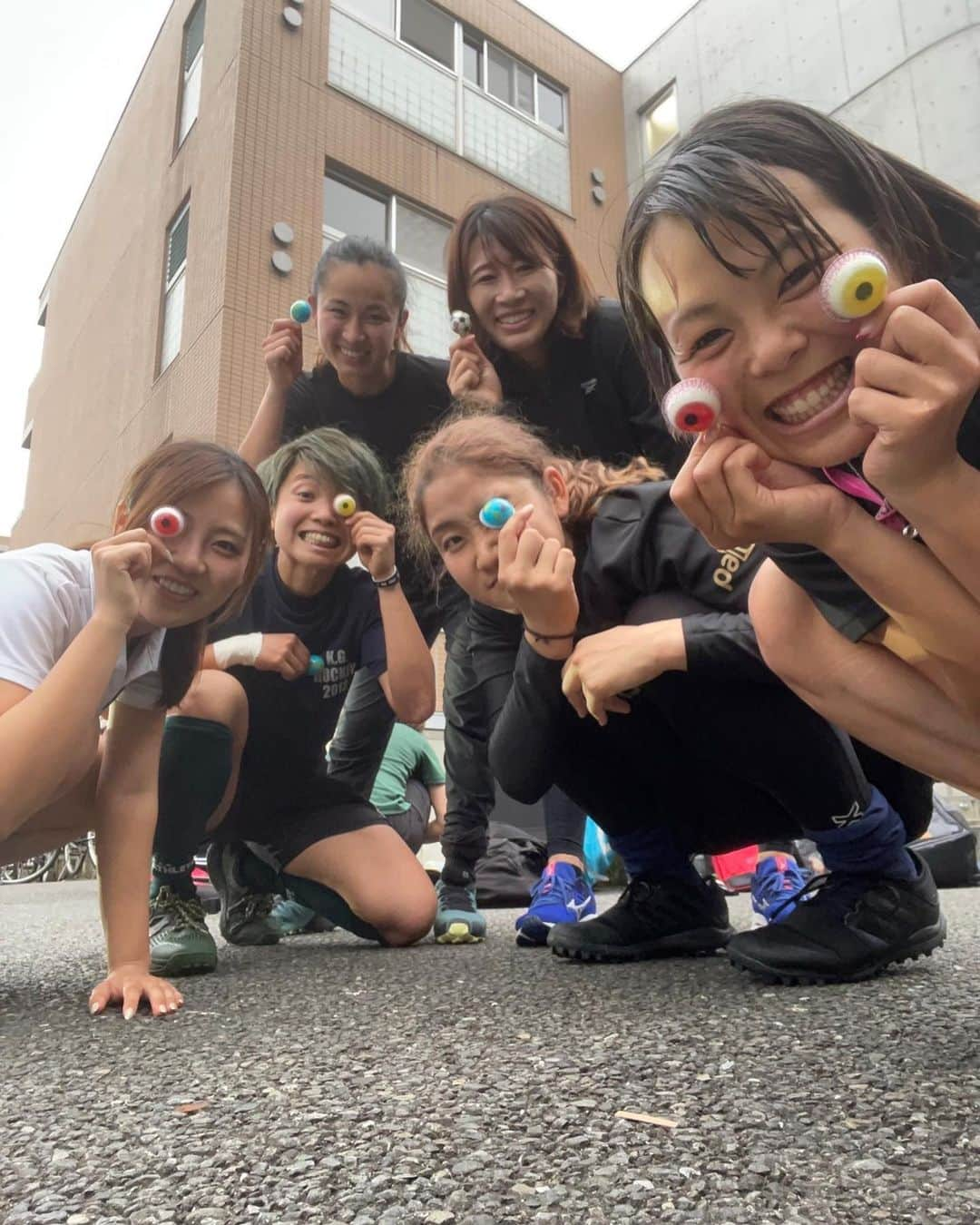 浅野祥代さんのインスタグラム写真 - (浅野祥代Instagram)「今年もたくさんの方にお世話になりました！ 来年もよろしくお願いいたします😊  🐯👉🐰💫」12月30日 13時13分 - sakiyo.a526