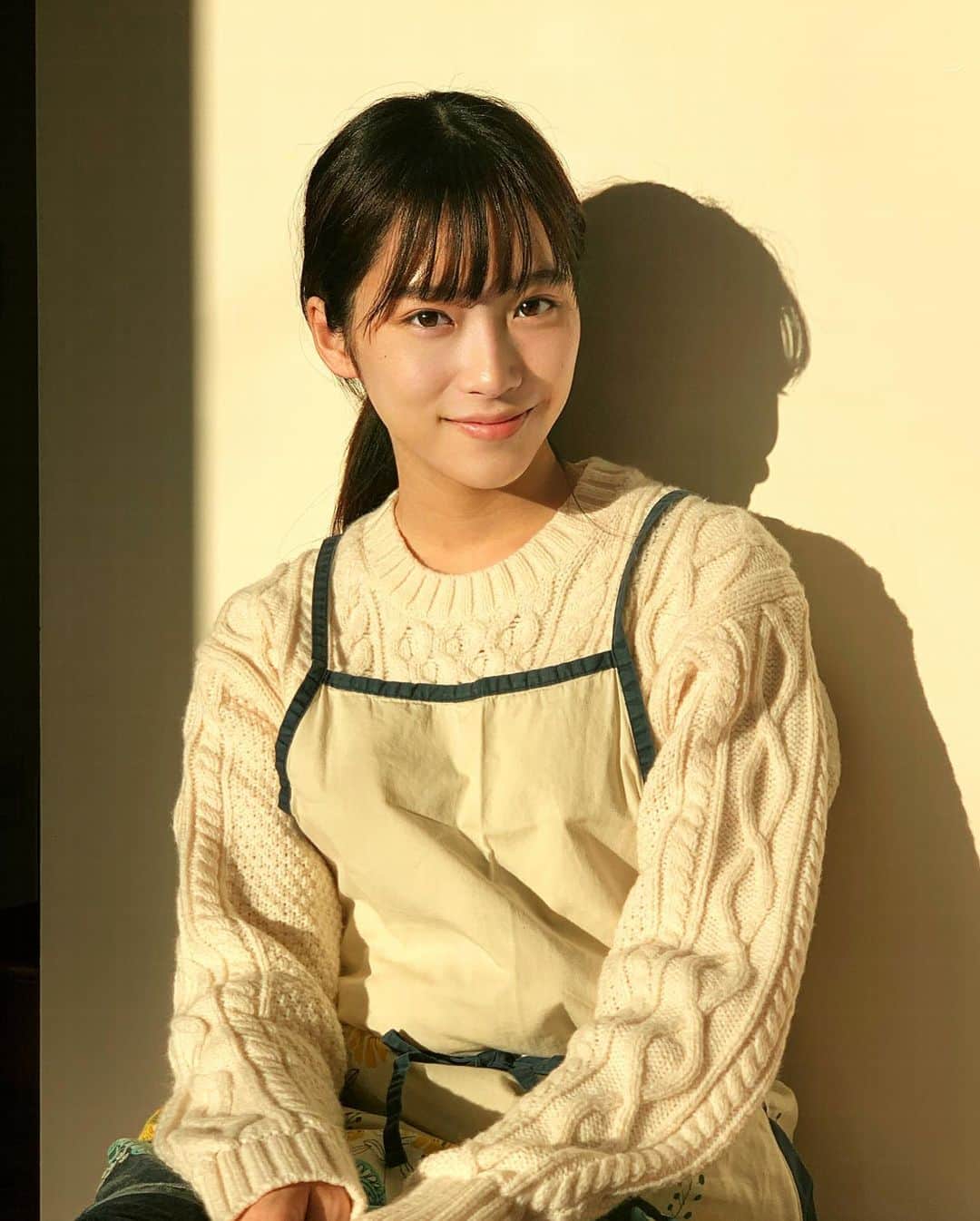 片岡凜のインスタグラム：「今年も沢山応援ありがとうございました。私は年を跨ぎ撮影があり役の為食事制限中です。皆さま私の分まで食べて素敵な年末年始をお過ごし下さい。」
