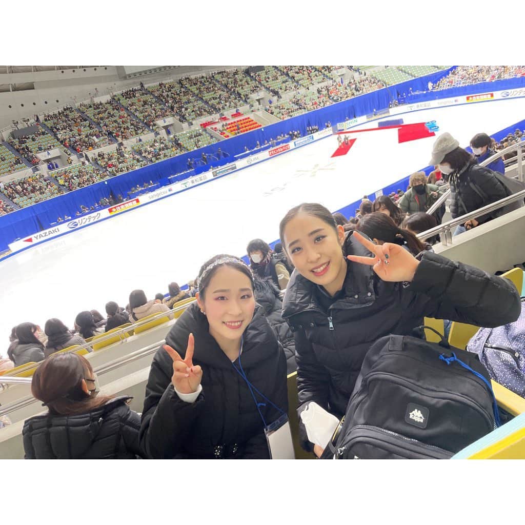 竹野比奈さんのインスタグラム写真 - (竹野比奈Instagram)「全日本選手権⛸ 応援ありがとうございました✨  妹と2人でこの舞台までこれて、フリーまで滑ることができてとても嬉しかったです☺️  SP.FP共に、完璧な演技はできませんでしたが、とても楽しんで滑ることができました✨ バナーや、温かい拍手を頂きとても幸せな時間でした👼🏻  残りの2試合も楽しんで頑張ります👍🏻  #全日本選手権 #ヒナニナ」12月30日 17時05分 - hinahina1727