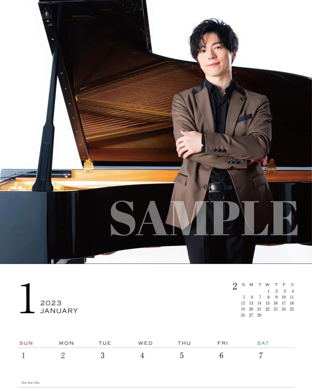 大井健のインスタグラム：「2022年も残り2日。⁡ ⁡2023年も、皆様にとって素敵な１年になりますように。⁡ ⁡⁡ ⁡カレンダー、残り5冊だそうです。⁡ ⁡来年のお供にぜひよろしくお願いします(*^^*)⁡⁡ ⁡⁡ ⁡プロフィールからご予約できます。 ⁡⁡ ⁡ #大井健  #piano  #calendar  #2023」