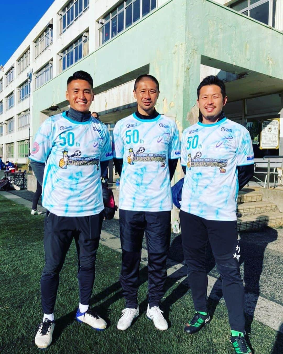 北脇健慈さんのインスタグラム写真 - (北脇健慈Instagram)「多摩サッカー協会創立50周年記念  多摩市出身のサッカー選手が集まって、子ども達と試合をしてきました。  やっぱり地元多摩でのサッカーは最高！！  レジェンドの方達ともサッカーができて楽しくてあっという間に3時間経ってました。笑  またみんなで集まってサッカーしたいですね。  招待していただきありがとうございました😊  #多摩サッカー協会創立50周年 #多摩サッカー協会  #多摩出身  #多摩市  #北貝取サッカークラブ  #tkスペラーレ」12月30日 19時59分 - kenjikitawaki