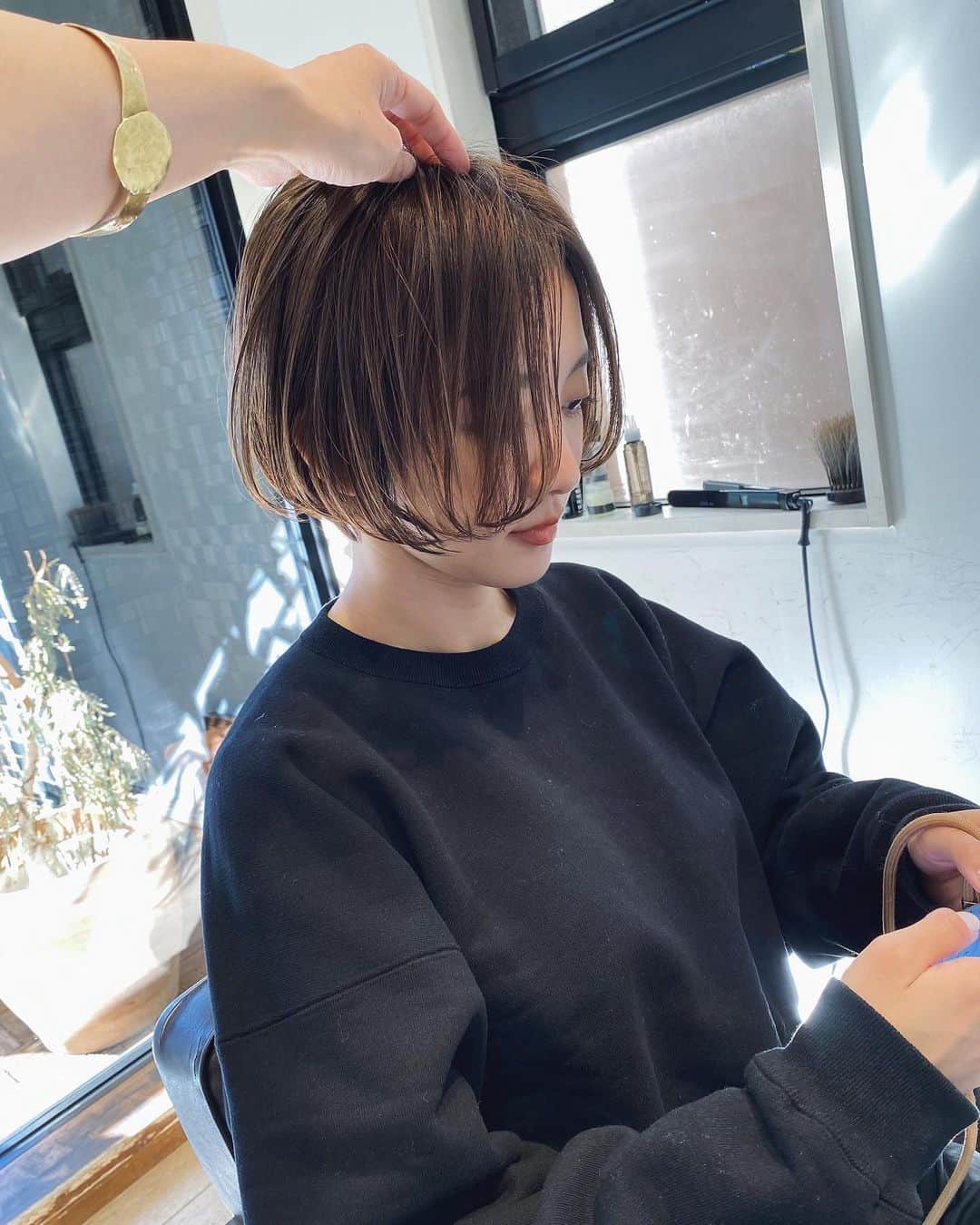 齋藤愛さんのインスタグラム写真 - (齋藤愛Instagram)「夏菜ちゃんの髪型は とっても人気です。 毎回ちょこっとずつ変えてるよ @natsuna_official ❤︎」12月30日 20時25分 - ai___saitoo