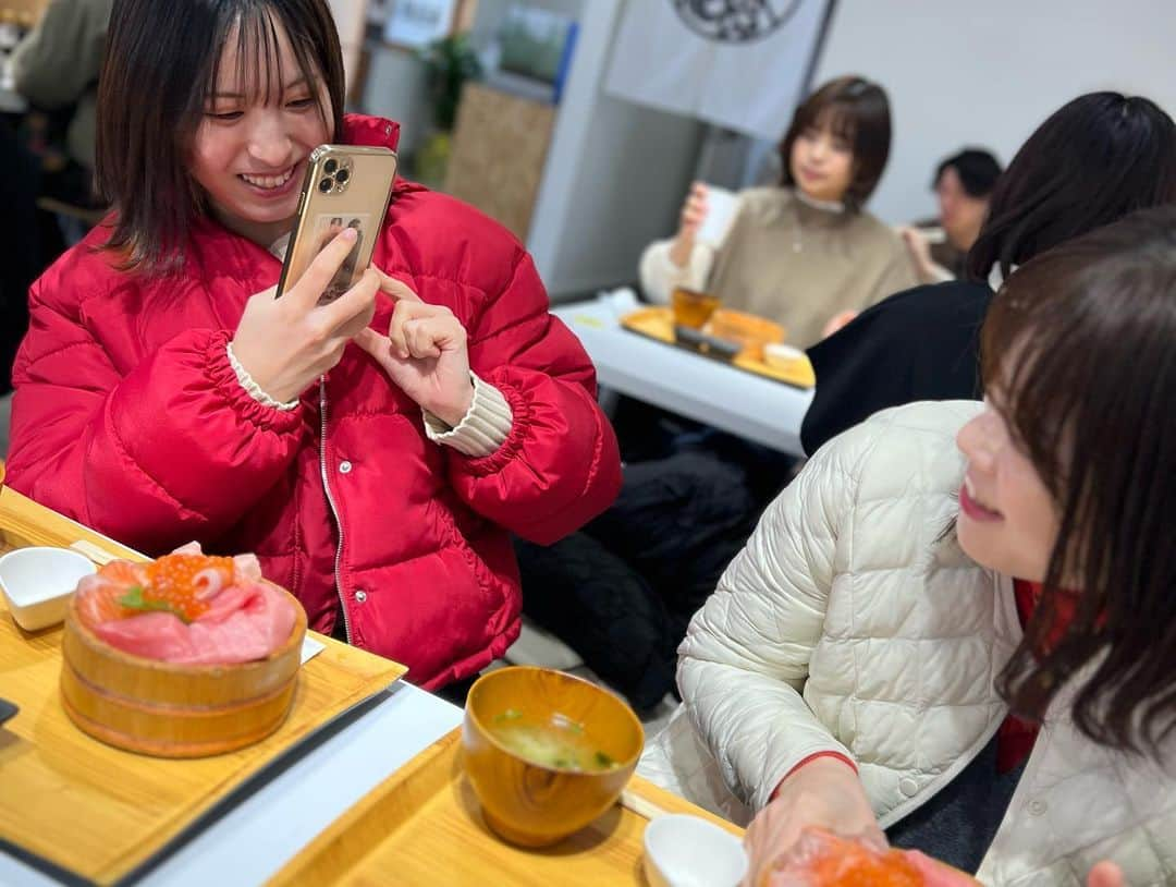 辻すみれさんのインスタグラム写真 - (辻すみれInstagram)「いでとりさと福岡でたくさん食べました🥰   #福岡旅行  #博多  #ジハングン  #食べまくり」12月30日 20時53分 - sumire_1129