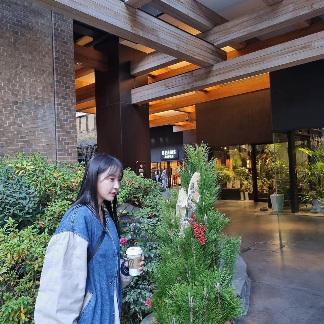 チョン・ユミさんのインスタグラム写真 - (チョン・ユミInstagram)「little trip to heaven.💙」1月29日 11時15分 - yum_yum