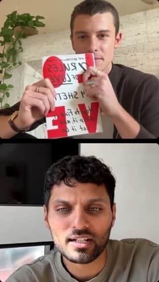 ショーン・メンデスのインスタグラム：「I couldn’t love you more @jayshetty!! 8 RULES OF LOVE available for pre order at www.8rulesoflove.com」
