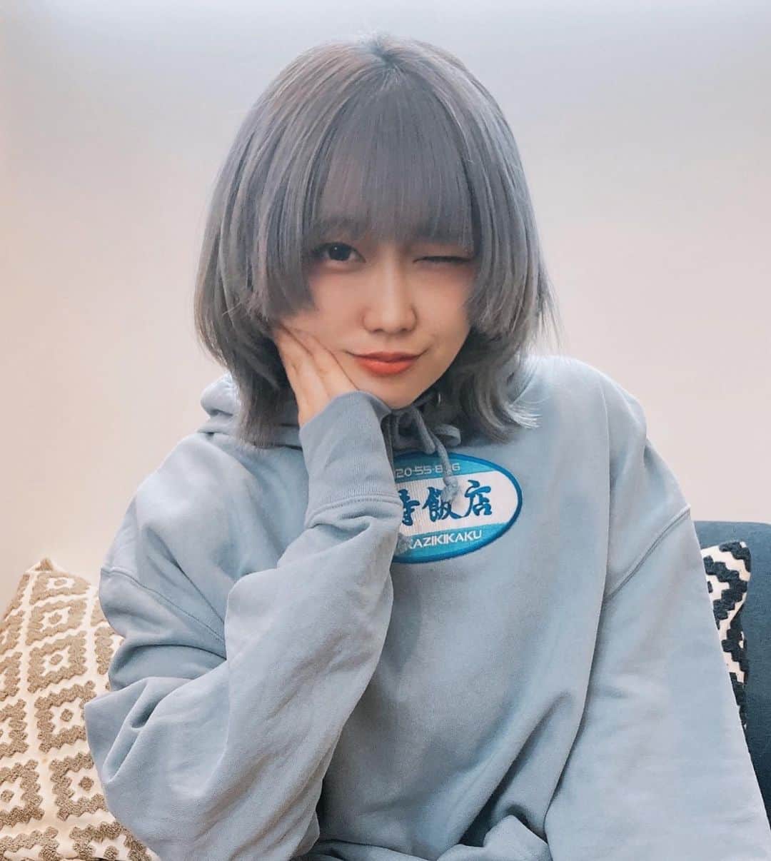 のインスタグラム：「new💧」