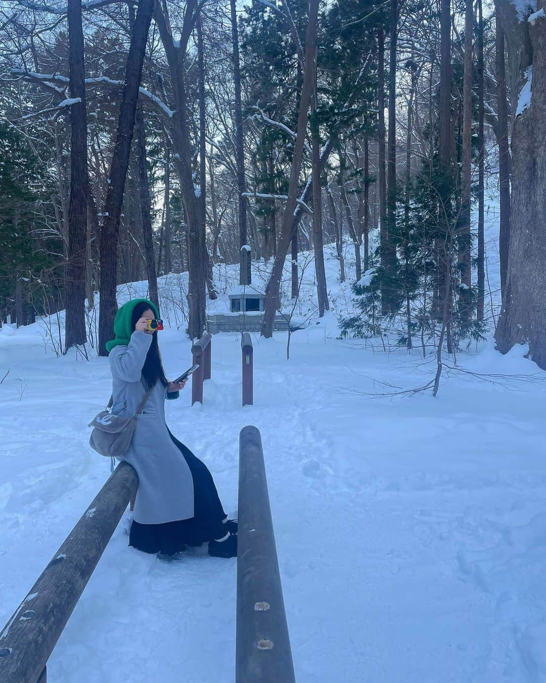 小笠原星さんのインスタグラム写真 - (小笠原星Instagram)「👭❄️🌈🧤 小2からの親友🤜🤛」1月25日 23時22分 - akarinbaby