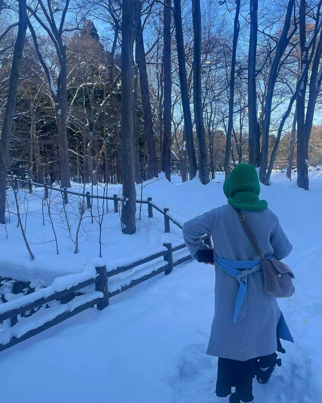 小笠原星さんのインスタグラム写真 - (小笠原星Instagram)「👭❄️🌈🧤 小2からの親友🤜🤛」1月25日 23時22分 - akarinbaby