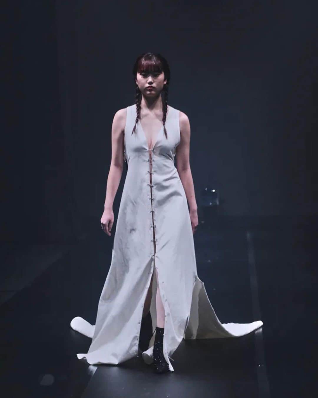 山岡美穂のインスタグラム：「Thank you 🤍 @keio_fashioncreator」
