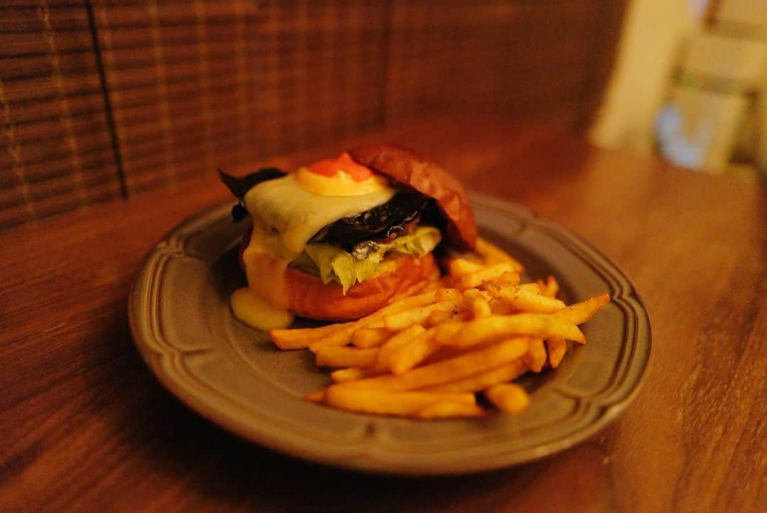 小林亮太さんのインスタグラム写真 - (小林亮太Instagram)「@kakumei.burger_and_cafe.kamata」1月25日 18時11分 - ryota_kobayashi_official
