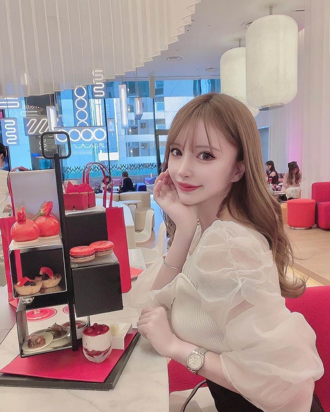 えりなのインスタグラム：「𝑨𝒇𝒕𝒆𝒓𝒏𝒐𝒐𝒏 𝒕𝒆𝒂 𓌉◯𓇋」