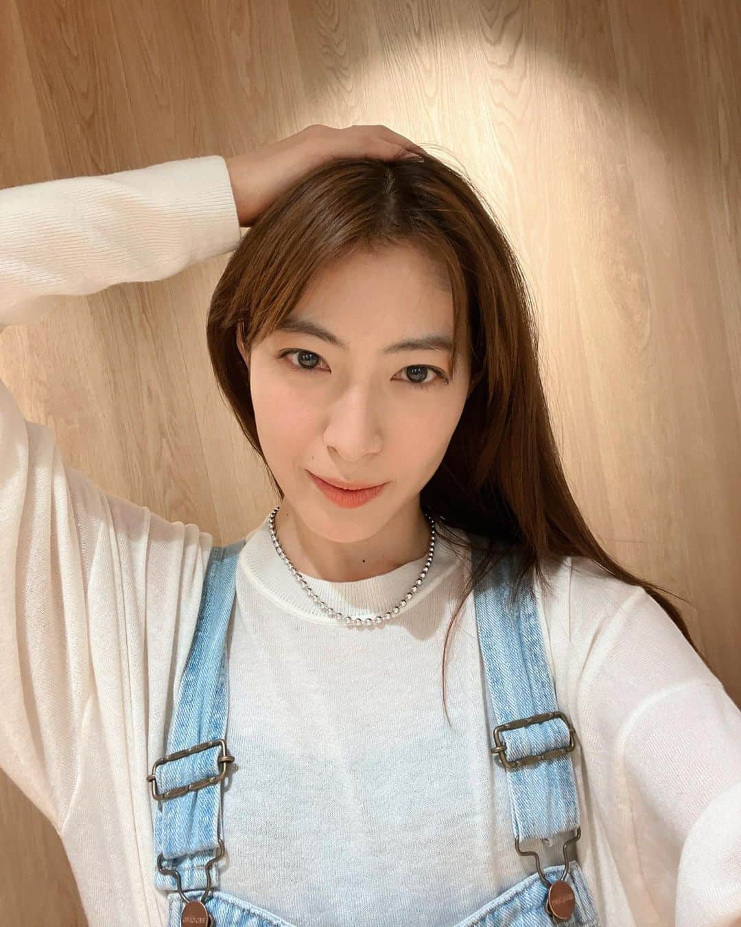 瀧本美織のインスタグラム：「打ち合わせ🤍   #私服」