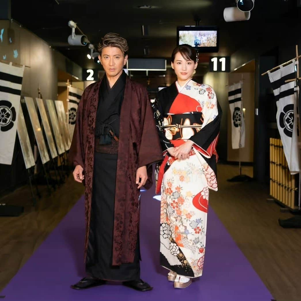 木村拓哉fansさんのインスタグラム写真 - (木村拓哉fansInstagram)「『𝐓𝐇𝐄 𝐋𝐄𝐆𝐄𝐍𝐃 & 𝐁𝐔𝐓𝐓𝐄𝐑𝐅𝐋𝐘』 𝟐𝟎𝟐𝟑年𝟏月𝟐𝟕日(金)公開 #木村拓哉 #綾瀬はるか」1月26日 1時57分 - kimuratakuya1113