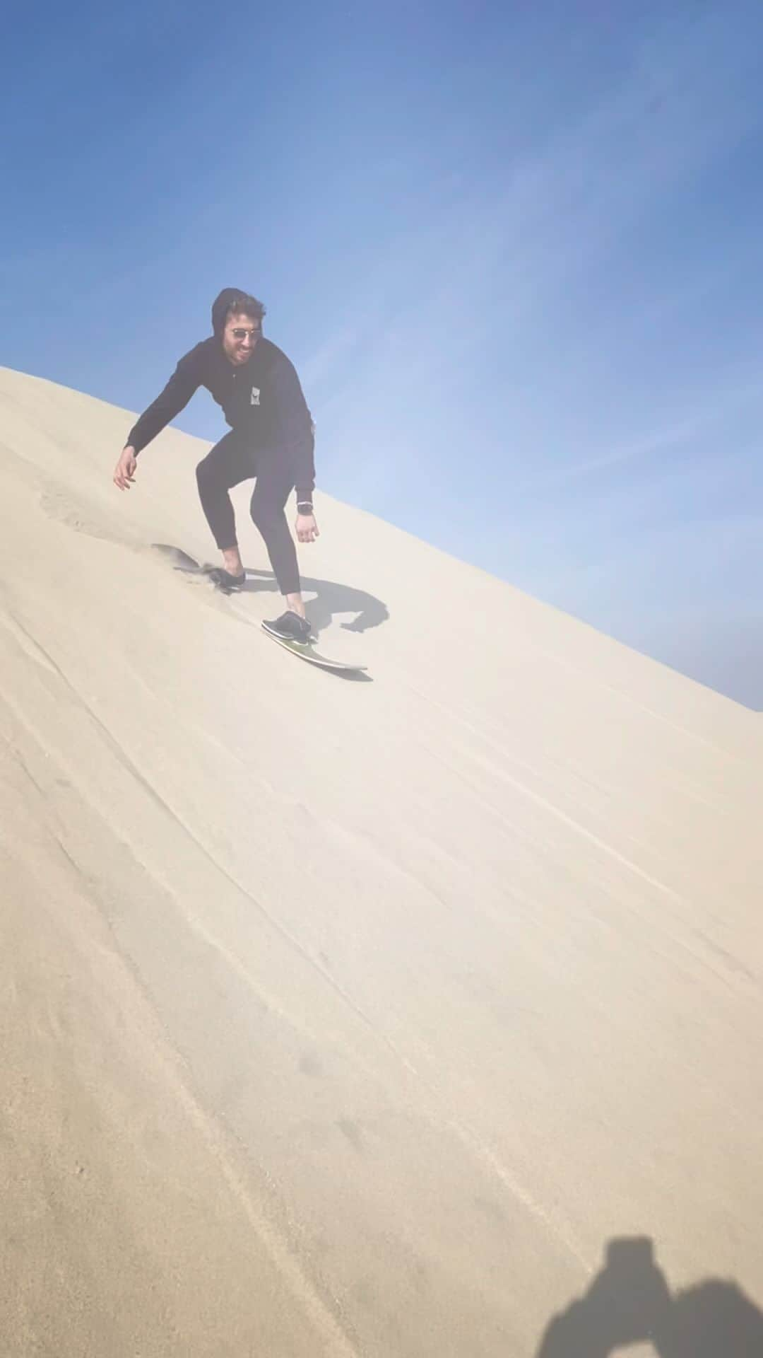 ハビ・マルティネスのインスタグラム：「Winters in Doha are just something special….」