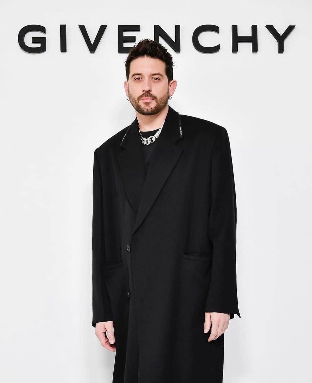 G-Eazyさんのインスタグラム写真 - (G-EazyInstagram)「Vampires in Paris 🖤🌹」1月26日 5時27分 - g_eazy