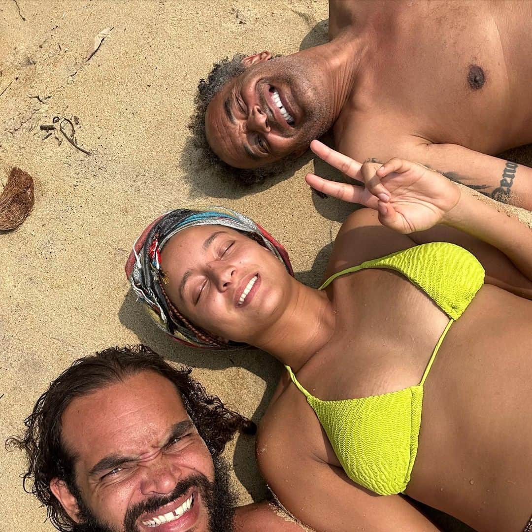 のインスタグラム：「Nothing nourishes the soul like some positive family time. Jah will guide our journeys as we go our separate ways. @justeleejah @yannicknoah」