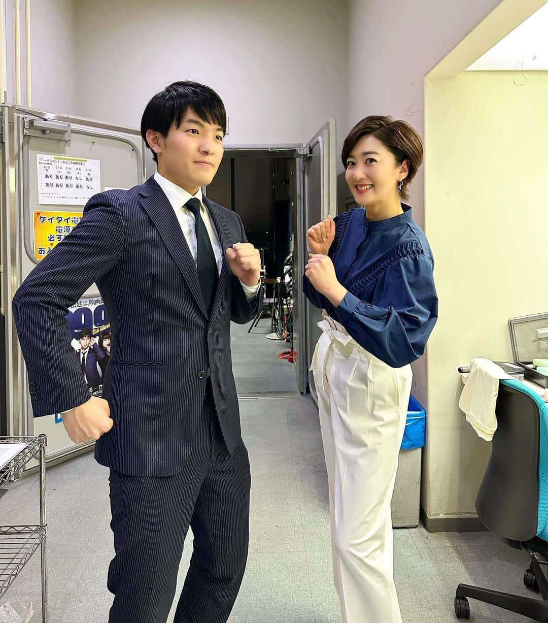 池尻和佳子さんのインスタグラム写真 - (池尻和佳子Instagram)「元気に復活！冨士原アナウンサー。西中洲の飲食店に取材に行き、アクリル板設置の緩和について聞いています。この後の「ギュッとニュース」で。」1月26日 14時53分 - wakako_ikejiri_rkb