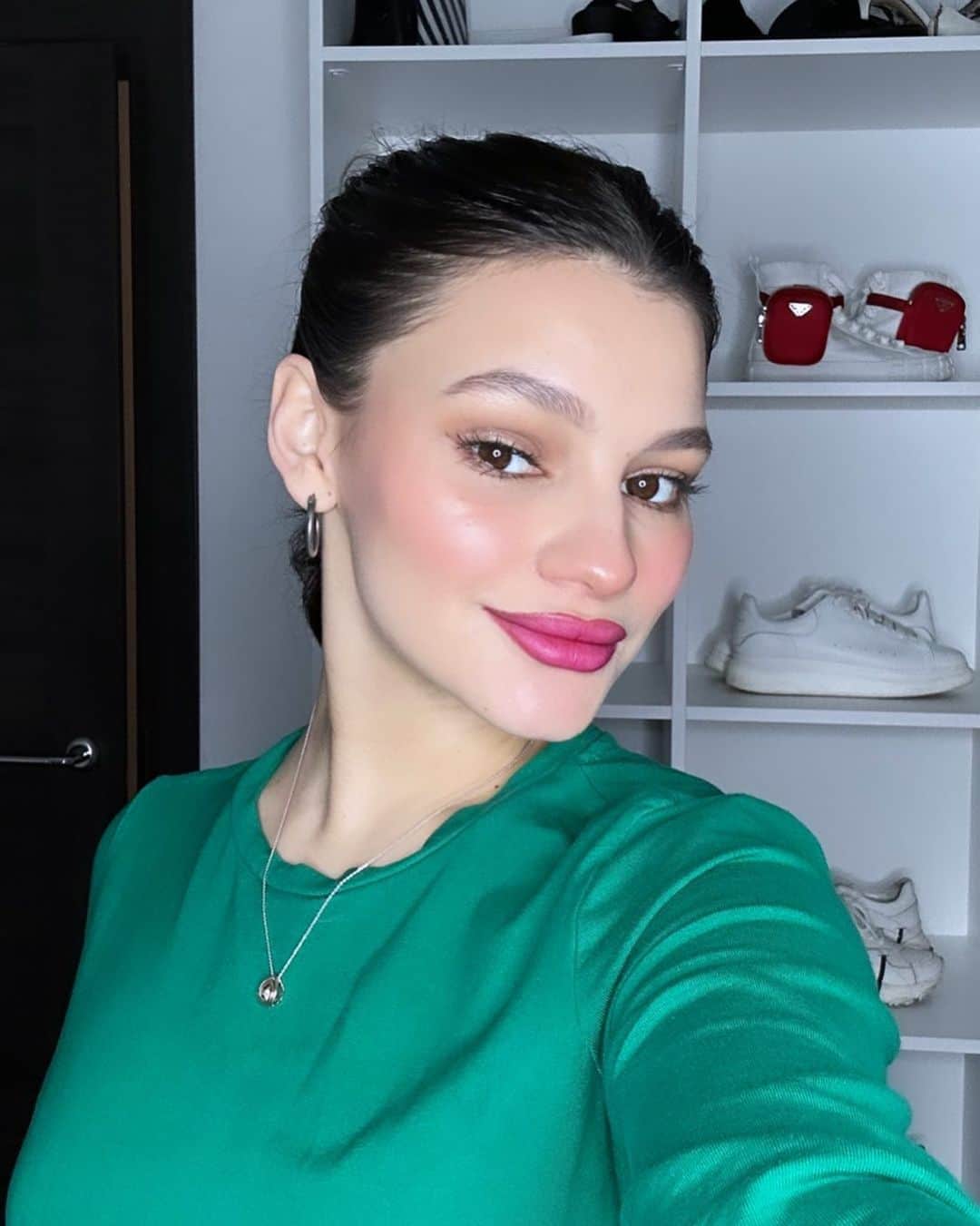 ソフィア・サモドゥロワのインスタグラム：「💚」