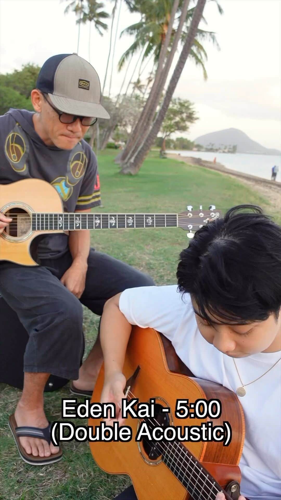 Eden Kaiのインスタグラム：「Eden Kai - 5:00 Pm⁣ ⁣ Double Acoustic Guitar Session ⁣ with Shin Kawasaki ⁣ ⁣ ⁣ ⁣ ⁣ #guitar #acousticguitar #アコースティックギター #アコギ #fingerstyle  #fingerstyleguitar #fingerstylemusic」