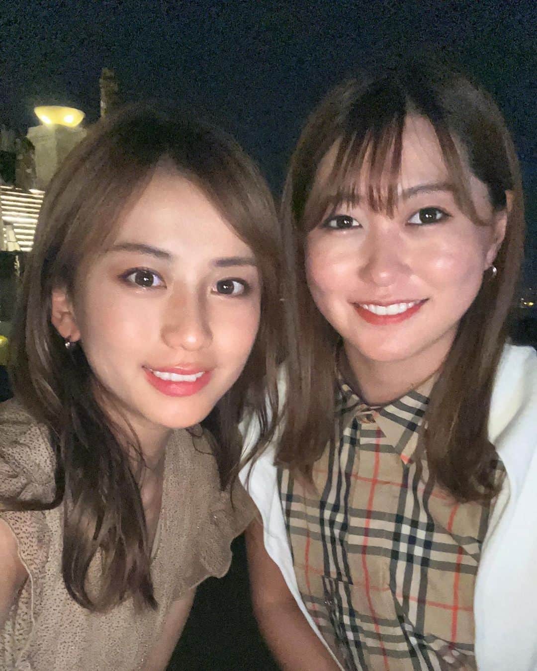 江口紗代のインスタグラム：「.  sayo x saya  名前呼ばれたら とりあえず2人とも 振り向く🫶🏻🫶🏻」