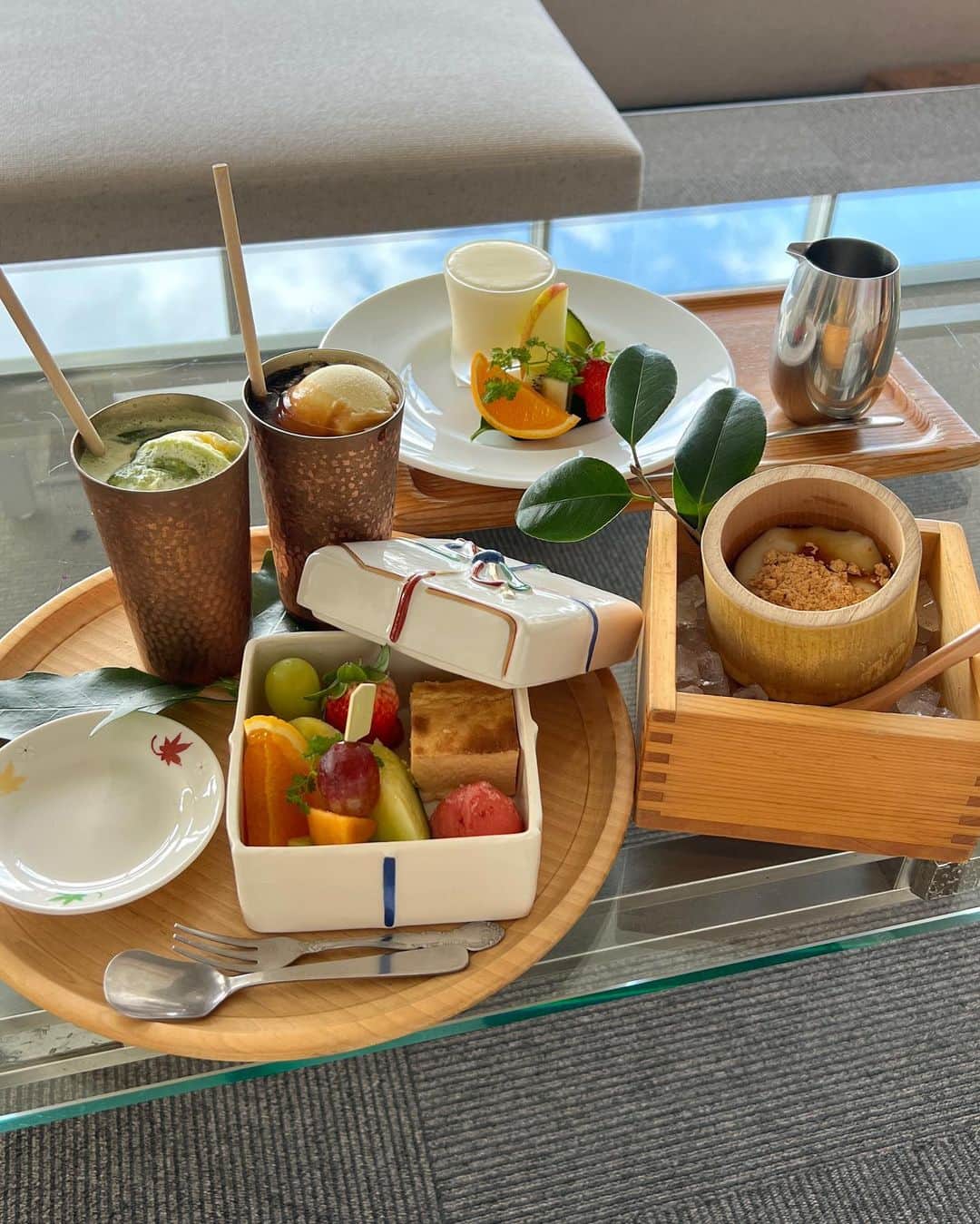 _lulushuのインスタグラム：「🧑🏾‍🦱🎀🍖」