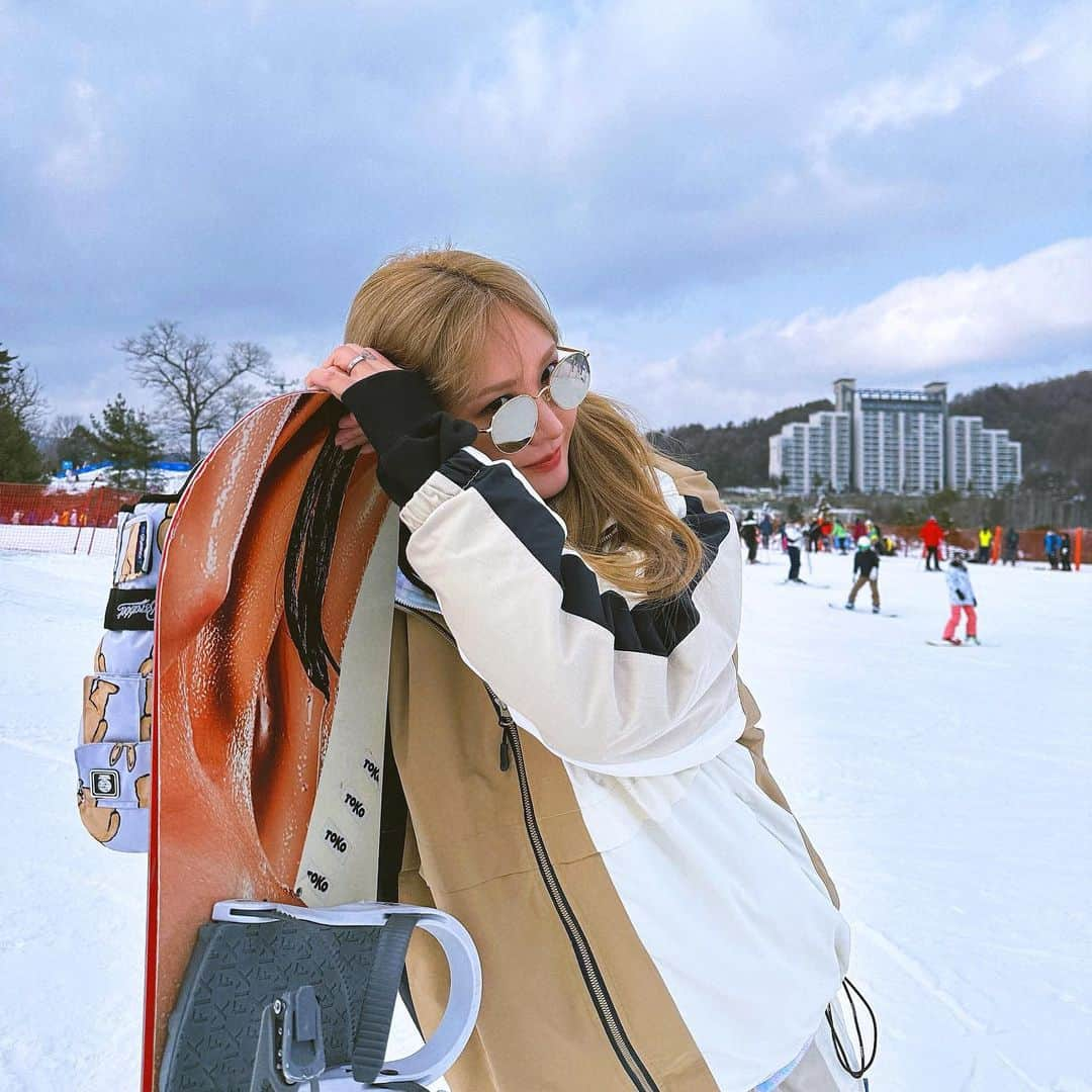 ル（AHN ELLY）さんのインスタグラム写真 - (ル（AHN ELLY）Instagram)「콧물 찔찔 🏂」1月26日 20時45分 - x_xellybabyx