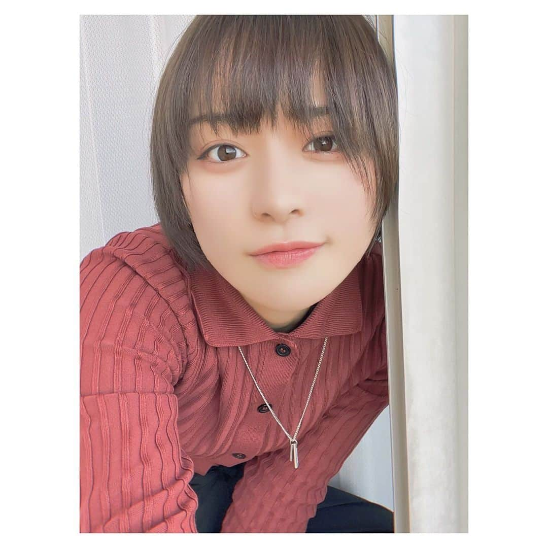 冨田菜々風のインスタグラム：「.  はじめて染めたよどうかな〜？」