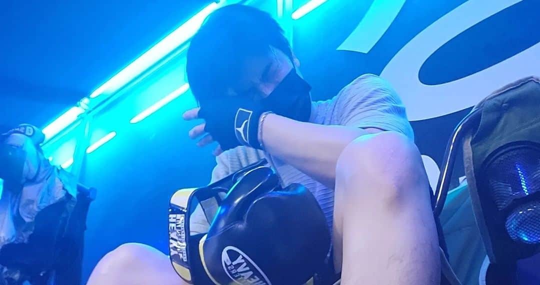 ジェヒのインスタグラム：「꾸준함은 누구나 가질수 있는 무기지만  누구나 사용하진 못한다. . . . #꾸준해지자」