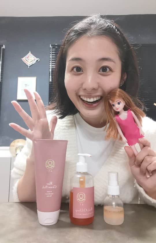 ayaka8880のインスタグラム：「実演販売:かならぼ沼withエリーちゃん人形 . @4u_lavie . 2月2日23:59まで クーポンコード【ayaka】 . . 4U公式サイトにて 注文時に上記の クーポンコード入力で、 4Uボディオイルソープの サンプル3包、プレゼントいたします！  ※無くなり次第終了となるため、 お早目に ※ご注文は４Uの全アイテム対象です」