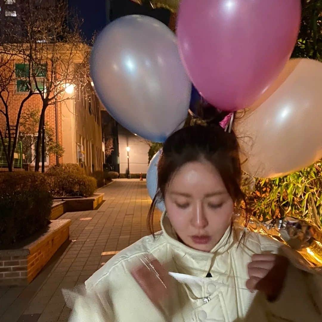チン・イェソルのインスタグラム：「아직🗯 추워도 할 건 해야겠ㄷㅏ」
