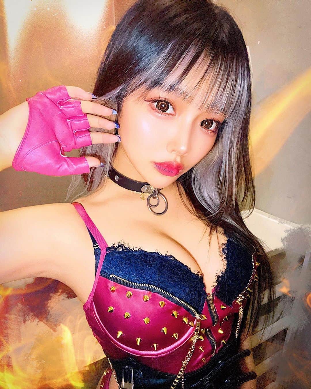 Hiiroさんのインスタグラム写真 - (HiiroInstagram)「やっほ〜❤️‍🔥  みんなにおかえりっおかえりって会いに来てもらえて 一緒にお話出来てちょーしあわせです❤️🐻‍❄️  今日も出勤してます💪🏻  昨日は貴重なストレートの日🖤女子に好評だた💭❤️  ・  ・  ・」1月27日 13時43分 - hiiro_prettywoman