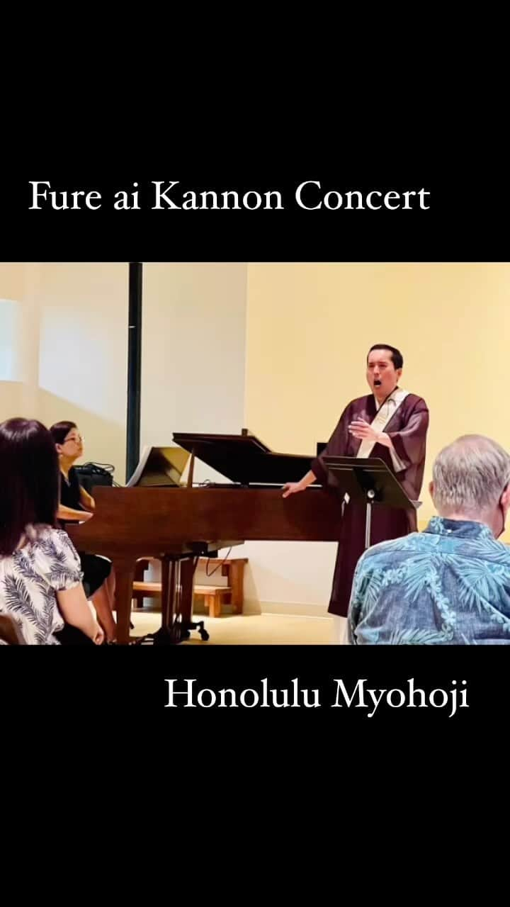 Honolulu Myohoji Missionのインスタグラム：「Tsubas wo kudasai -Wings to Fly-   Tenor: Rev. Yamamura  Vocal: Ayumi Ueda @earthsinger_ayumiueda  Piano: Ryoko Kobayashi @riokota_music  Marimba: Mika Erickson @mikaerickson_vibes  . . . Sunday Service  every Sundays at 10:00 a.m. . January 29th  . We are welcoming everyone to our Sunday services! .  If you wish to attend the virtual live service, please open a Facebook account for yourself. If you are unable to do so, call to Rev. Yamamura at 808-722-0189.  .. @honolulumyohoji .. #Honolulumyohoji #Honolulu #Hawaii  #Meditaition #Healing #concert #honoluluevent #templehawaii #tsubasawokudasai #wingstofly」