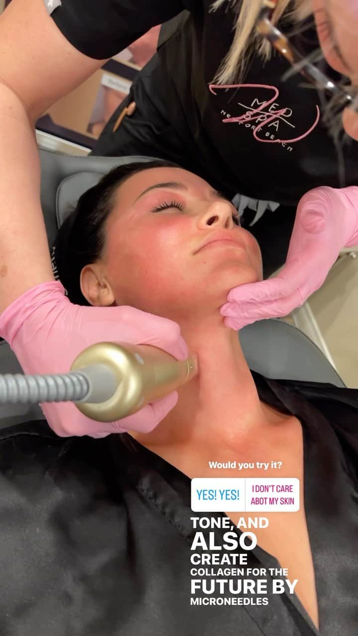 アナ・チエリのインスタグラム：「Say goodbye to dull skin, wrinkles, and texture, brightness and youthfulness are now within reach!SylfirmX Skin Treatment is here to help you achieve a beautiful and healthy complexion!  For all questions just DM @wmedspanb and tell them you saw my reel!」