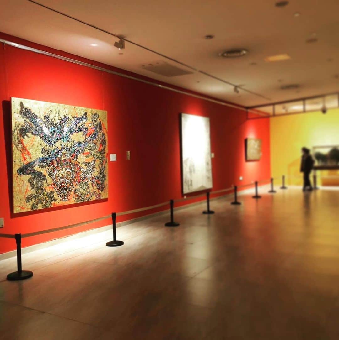 小松美羽さんのインスタグラム写真 - (小松美羽Instagram)「《The 2nd Jinan International Biennale》Jan. 7-Apr. 2, 2023 This Biennale is part of the "Different Colors and Common Origins" section of the Jinan Art Museum, and is an important part of the "2022 East Asian Cultural Capital - Jinan Year in China", showcasing the best works of 50 contemporary artists from three East Asian countries. https://onl.sc/gJZY5VY」1月27日 11時14分 - miwakomatsu_official