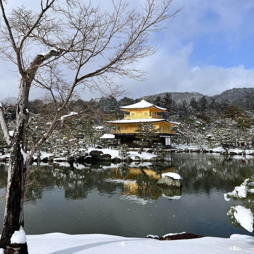 𝙼𝙰𝙰𝚈𝙰さんのインスタグラム写真 - (𝙼𝙰𝙰𝚈𝙰Instagram)「2年ぶりの京都、初雪を見て北海道を思い出しました⛄️ご飯も美味しい、京都大好きです😘」1月27日 12時13分 - 11maaya21