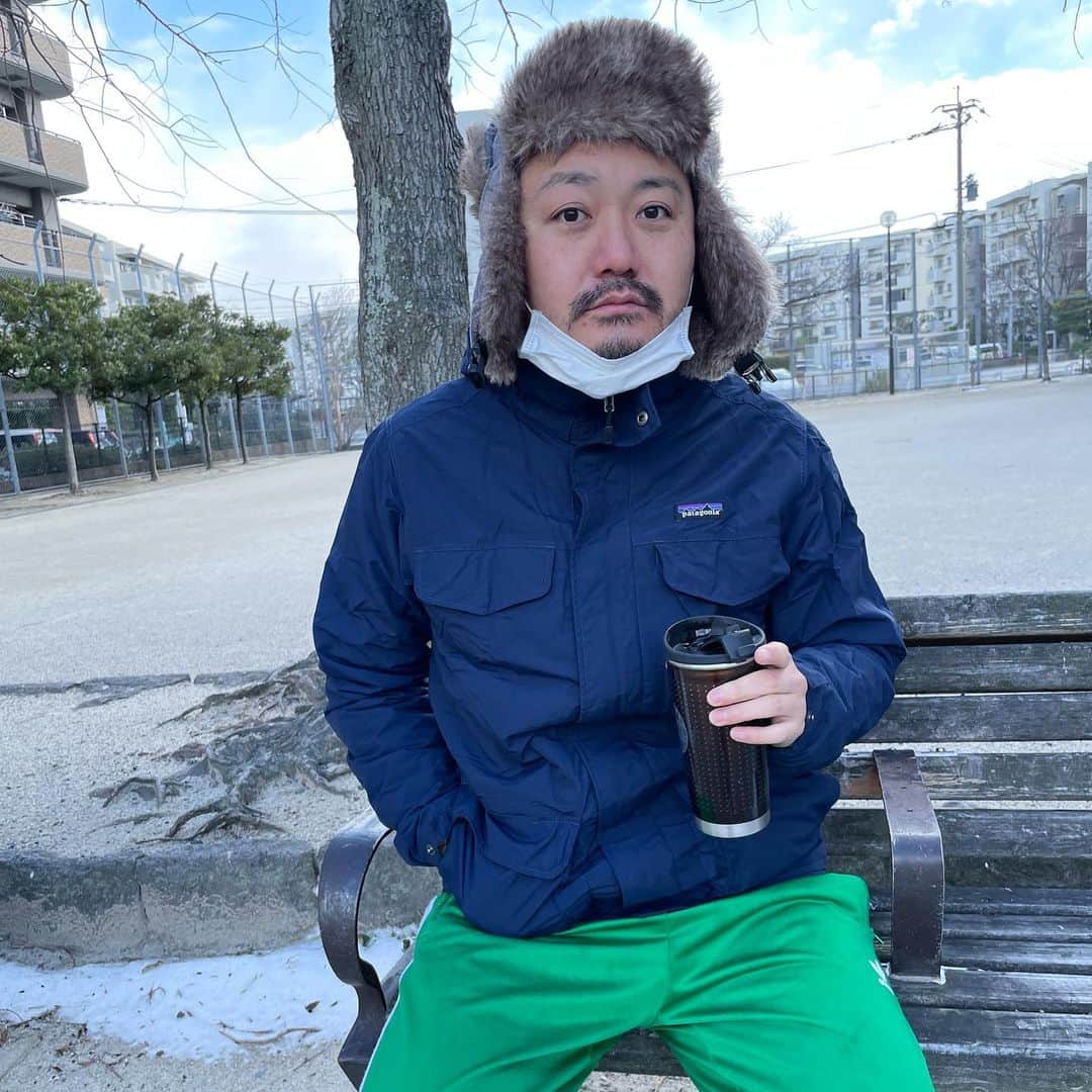 本多哲郎のインスタグラム：「ヘルニアおじさん43歳」