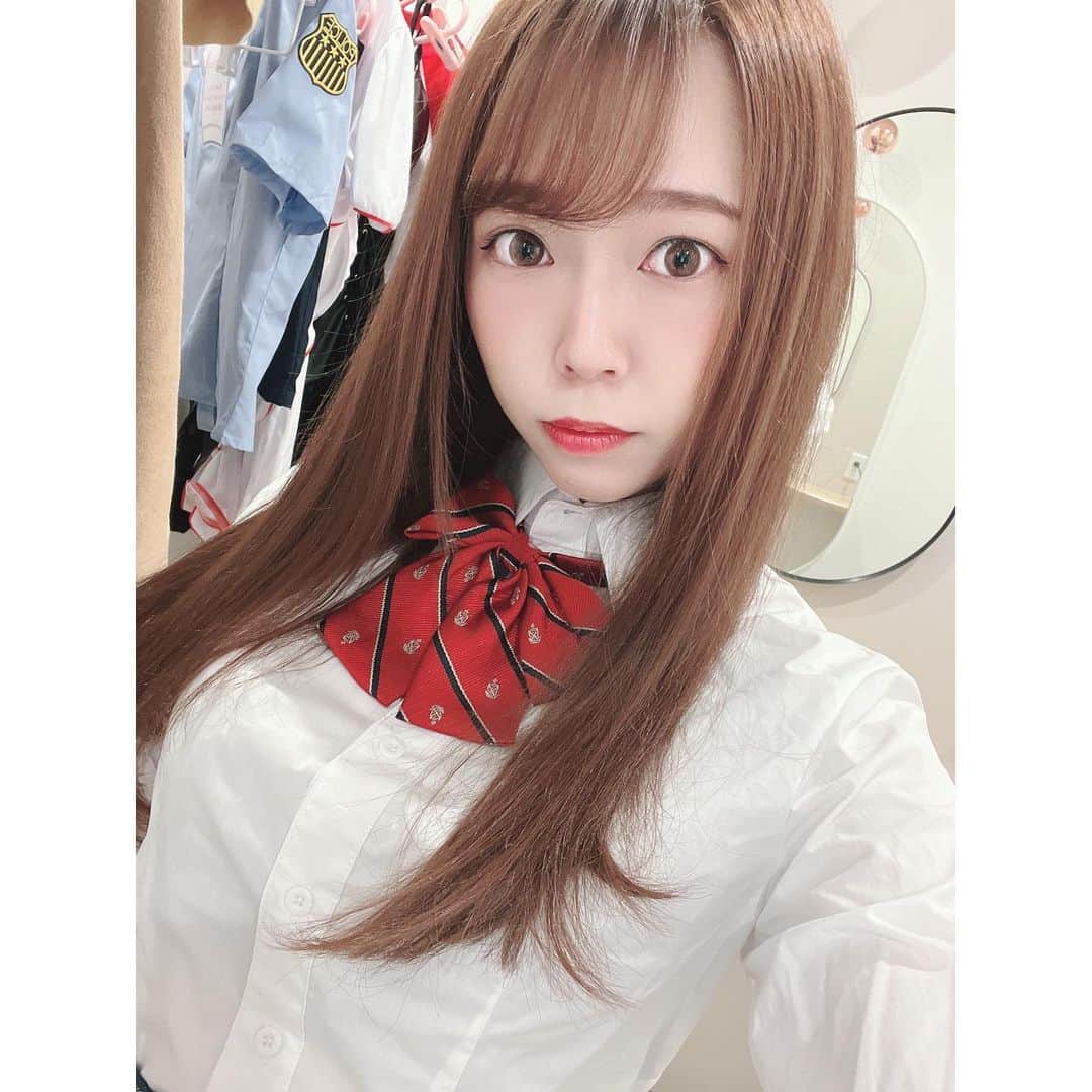 芽水憂のインスタグラム：「スワイプすると…？  #グラビア  #グラビアタレント #水着  #自撮り  #グラビアモデル  #撮影会 #撮影会モデル #被写体 #写真好きな人と繋がりたい  #アイドル�  #selfie� #swimsuitforsalep  #gravure � #bikini #bikinigirls � #bubblebutt � #hobbymodel� #portrait� #셀카  #셀카그램 #셀카스타그램  #셀피  #셀스타그램  #전신샷  #팔로우환영 #수영복」