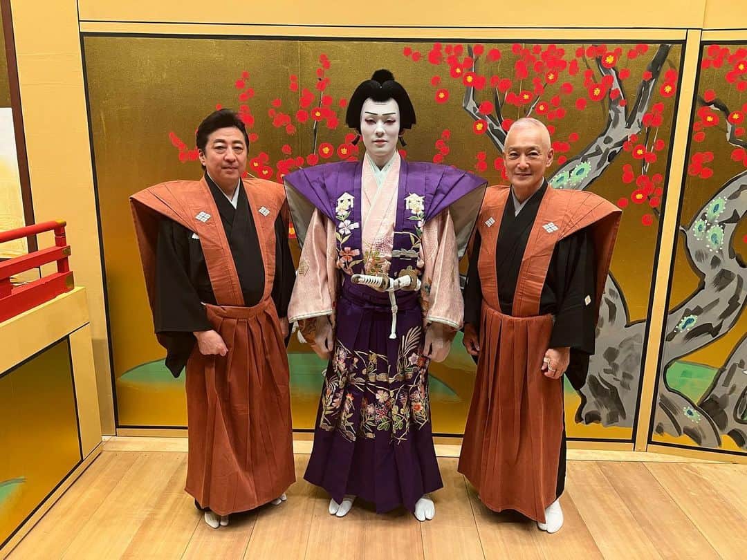 杵屋勝四郎さんのインスタグラム写真 (杵屋勝四郎Instagram)「本日歌舞伎座千秋楽おめでとうございます。 最後高麗屋幸四郎丈染五郎丈