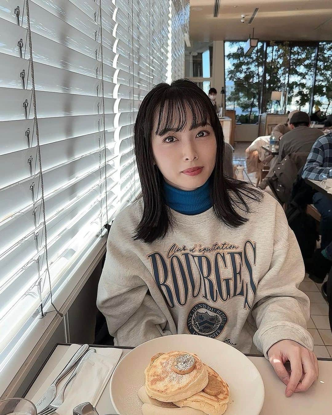 須藤茉麻のインスタグラム：「🥞🤎  #パンケーキ  #bills」