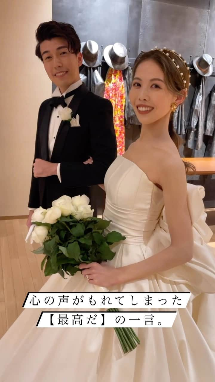 野口忍 hair make upのインスタグラム：「moeさん、keiさんwedding👏 編みおろし×ポニーテール✨ 心の声がもれてしまいました。 メイクも上品さがあって、美しすぎる 黄金バランスでした✨  1月もあっという間に終わりそうです☺️ 2月も頑張ります💪 寒いので、風邪だけは引かないように 気をつけていきましょう✨  @yuno.hairmake @mo_nt.wdgram @atren.deu.wedding _____________�  #ブライダルヘアメイク #結婚式#前撮り#後撮り _____________�  ◽️ブライダルメンテナンス𝐌𝐄𝐍𝐔  ☑︎𝒃𝒓𝒊𝒅𝒂𝒍 𝒗𝒆𝒊𝒍 𝒄𝒐𝒍𝒐𝒓 　 透明感を出したい花嫁様は 【𝒃𝒓𝒊𝒅𝒂𝒍 𝒘 𝒄𝒐𝒍𝒐𝒓 】 透明感&立体感を出したい花嫁様は 【𝒃𝒓𝒊𝒅𝒂𝒍 𝒉𝒊𝒈𝒉𝒍𝒊𝒈𝒉𝒕 𝒄𝒐𝒍𝒐𝒓】  こちらで予約お願い致します。 　 ☑︎𝒃𝒓𝒊𝒅𝒂𝒍 𝒄𝒖𝒕  華やかなポニーテール、ハーフアップ、 上品で洗練されたダウンスタイルをご希望の花嫁様。 モダンでタキシードに合わせたフォーマル、 おしゃれ韓国ヘアスタイルをご希望の新郎様。  ☑︎𝒃𝒓𝒊𝒅𝒂𝒍 𝒕𝒓𝒆𝒂𝒕𝒎𝒆𝒏𝒕 　 ・ブライダルトリートメント ・ブライダル髪質改善トリートメント  　 ◽️使用スタイリング剤 　 【𝑨𝑻𝑹𝑬𝑵 𝑫𝑬𝑼 𝑺𝑯𝑨𝑴𝑷𝑶𝑶】  キューティクルを整え艶感を保つブライダルシャンプー  シャンプーのご購入はこちら https://atrendeu.myshopify.com 　 ◽️サロンのご予約はこちらから @atren.deu.salon　 初めての方も是非一度ご相談下さい✨ ご予約大変埋まりやすいのでお早めにお願いします✨ 　  #花嫁美容#花嫁ヘアスタイル#結婚式#ブライダルヘアメイク#式場見学#二次会#ブーケ#お色直しヘア#外注ヘアメイク#持ち込みヘアメイク#ドレス迷子#プロポーズ#結婚指輪」