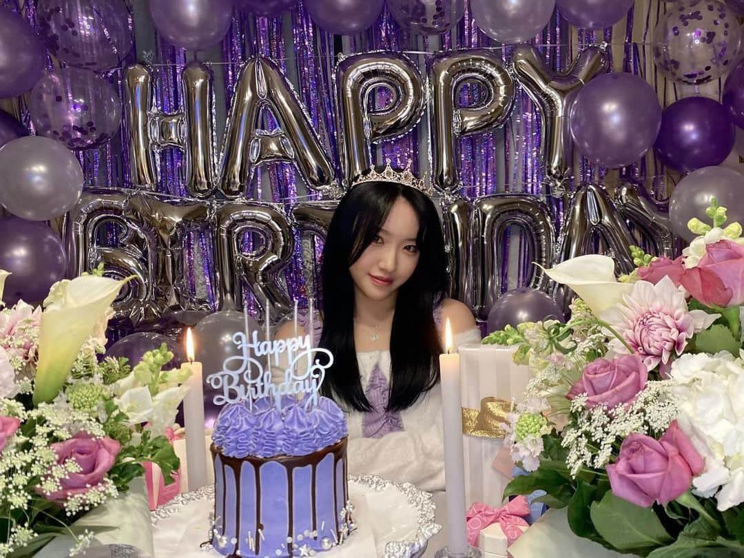 山内若杏名のインスタグラム：「Birthday MOOD🤍 Thankful for another year of life🫶🏻💞 #birthday」