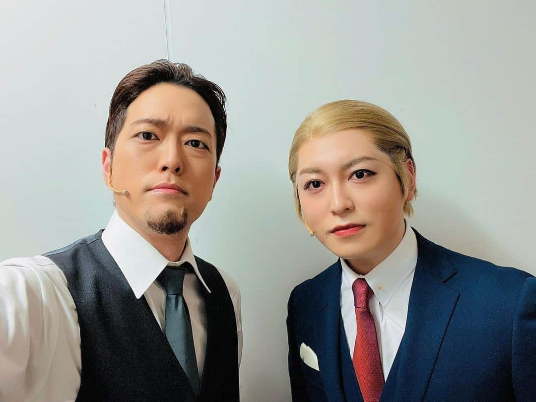 川原一馬さんのインスタグラム写真 - (川原一馬Instagram)「大阪公演2日目ソワレ始まります。  しゅんりーさん16年ぶりの共演。 宜しくお願いします！  #モリミュ」1月28日 17時22分 - kazuma_kawahara