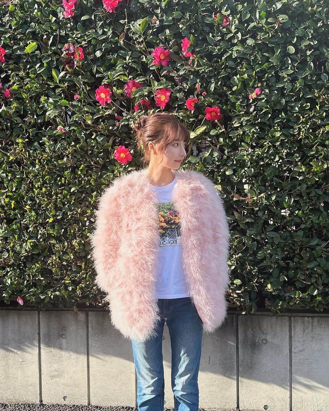 鈴木優香のインスタグラム：「グラビアアーカイブス2023みてね🥰💓」