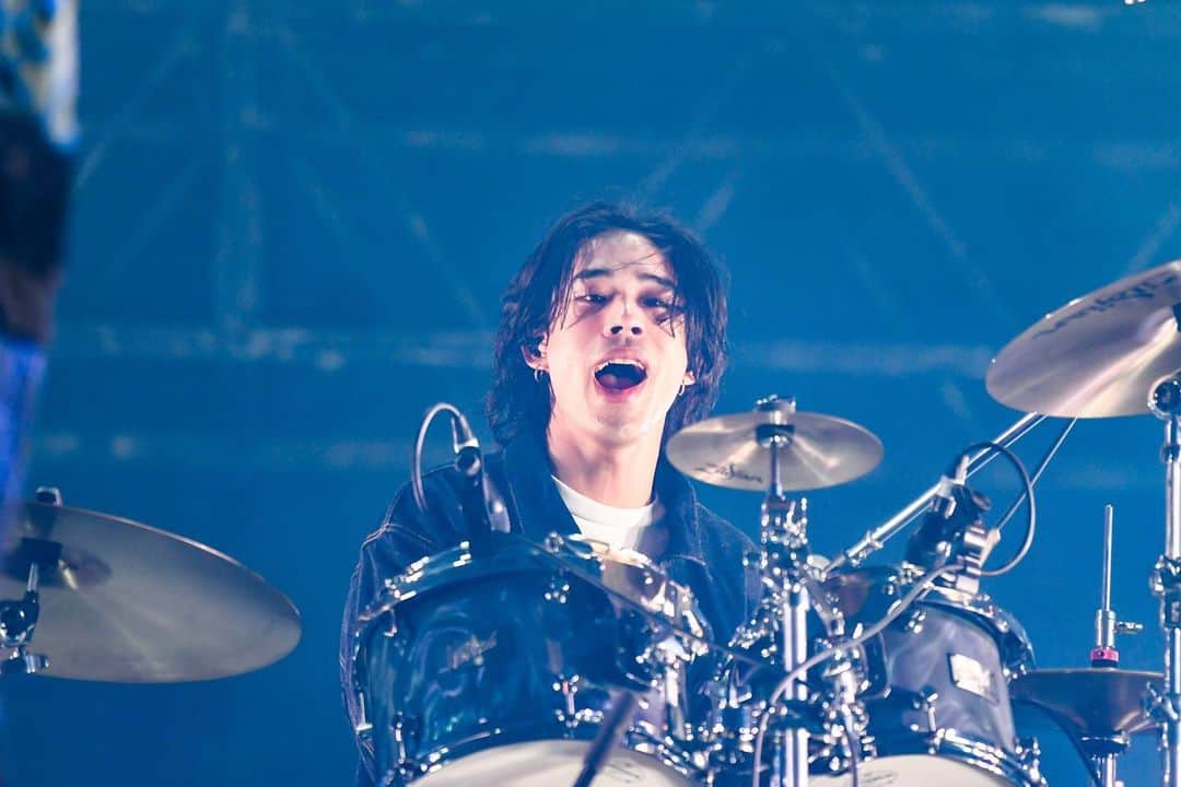 黒川亮介のインスタグラム：「FUKUOKA MUSIC FES 2023  まじで気持ちよかったわ✌️✌️ ありがとう😎 福岡めっちゃ良いとこやけ皆んな楽しんで帰ってな🔥🔥  photo:@azusatakada_photographer」