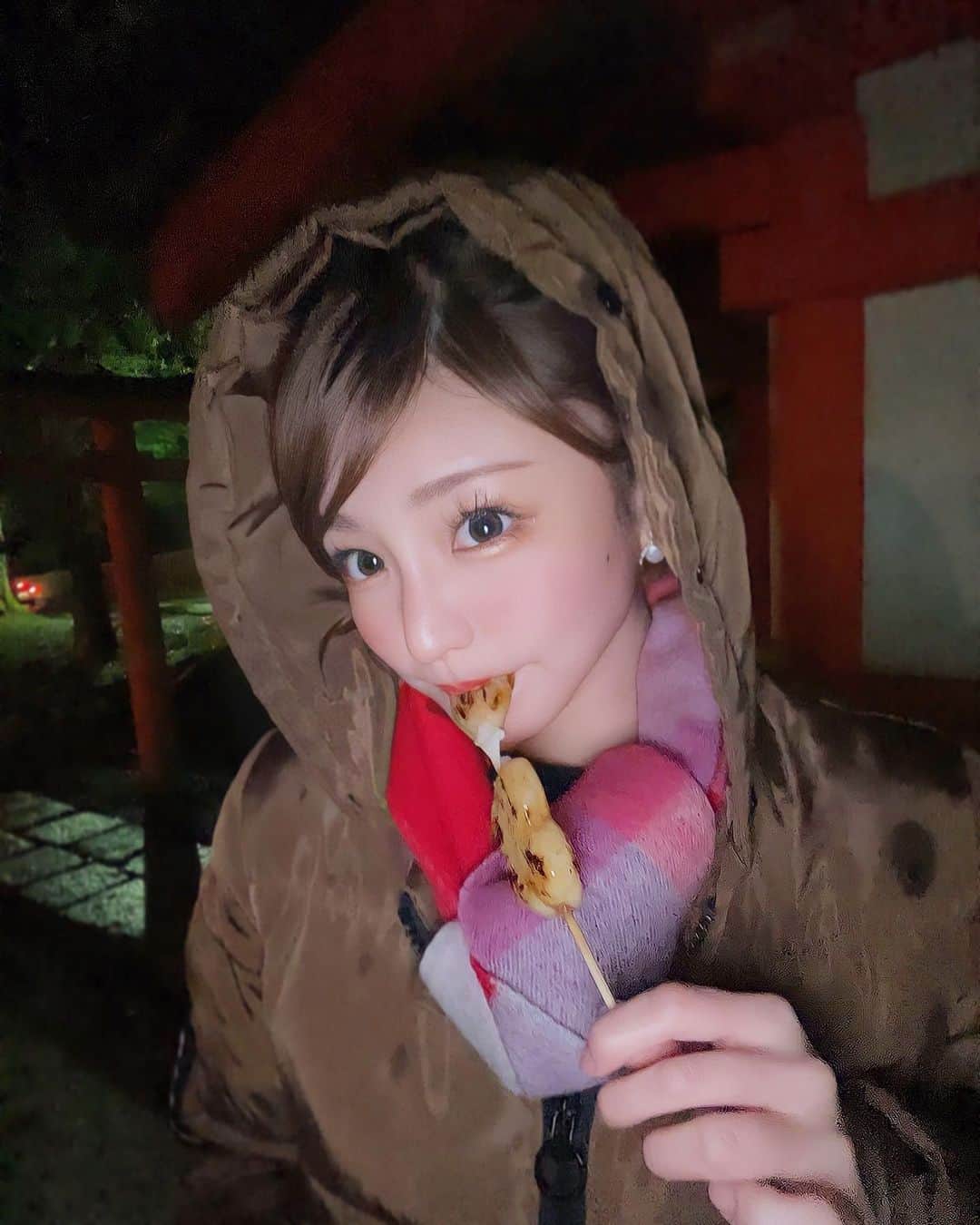 ENAさんのインスタグラム写真 - (ENAInstagram)「🥰🍡 #instalike #smile #life #fun #japan #girl #love #instagood #photooftheday #fashion #ootd #followme #tbt #happy #instadaily #selfie #anime #game  ＊ ＊ ＊ #夜景 #奈良 #若草山 #だんご #ショート#ショートヘア #ショートボブ #ヘアカラー #ポートレート#メイク #ゲーム #ファッション」1月29日 3時15分 - cjd_ena