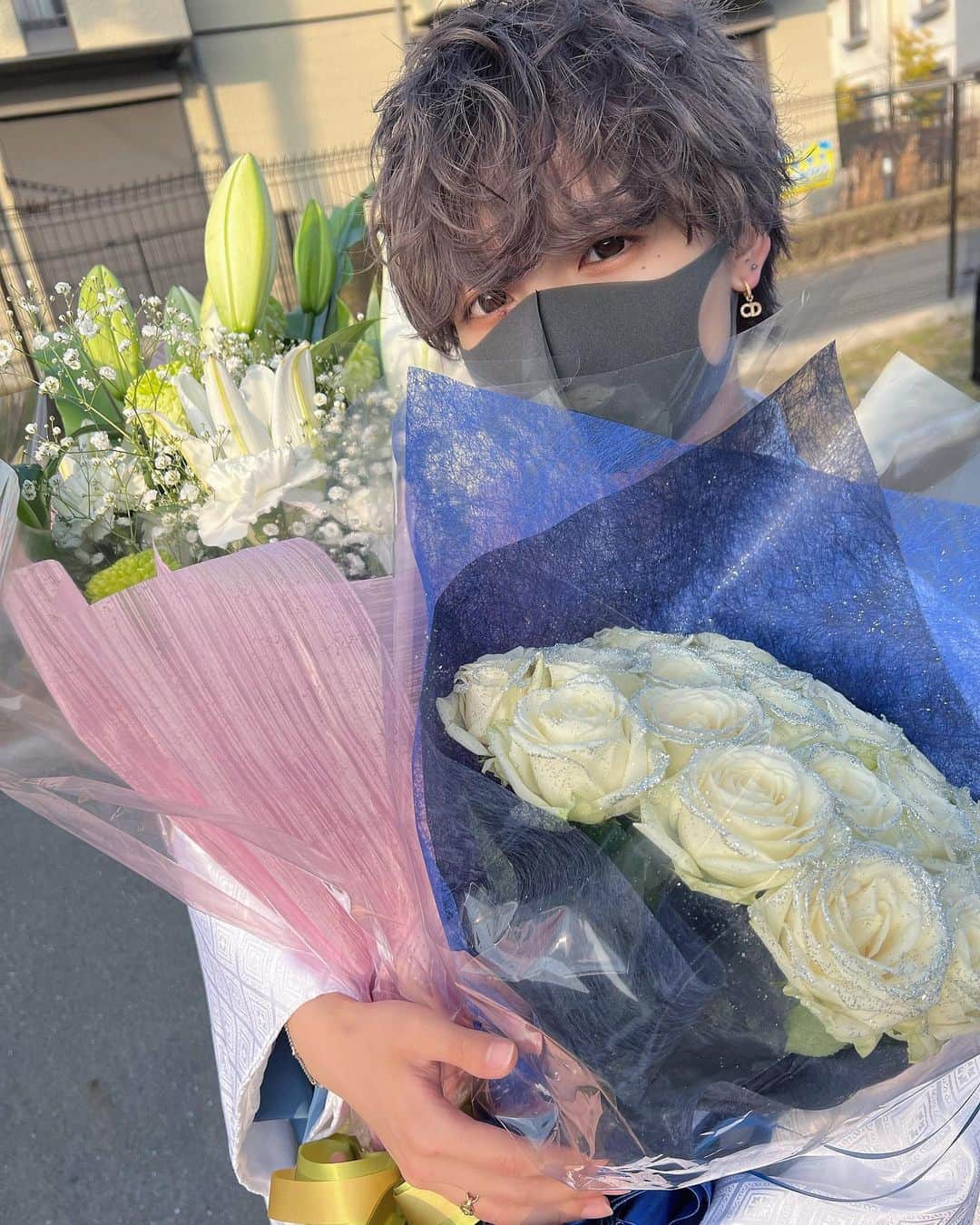 のインスタグラム：「成人✨」