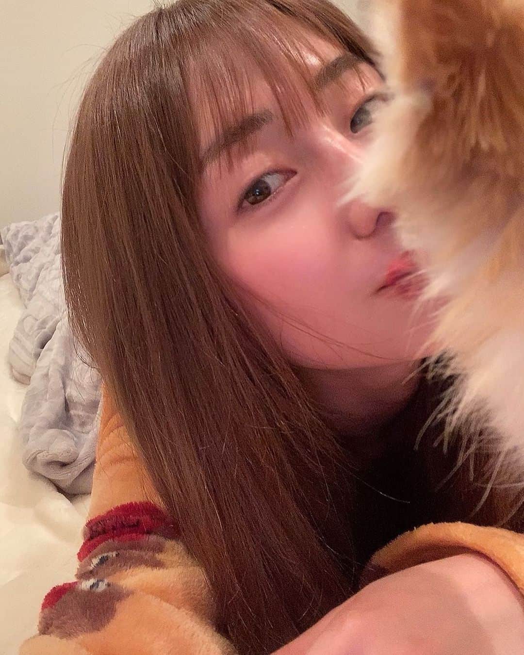 堀尾実咲のインスタグラム：「ちゅーの相手は誰でしょう？？🐾🐰」