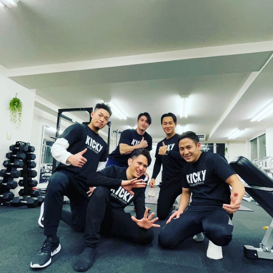 Kotokaのインスタグラム：「KICKY10号店 横浜鶴見駅前 GRAND OPEN🌈」