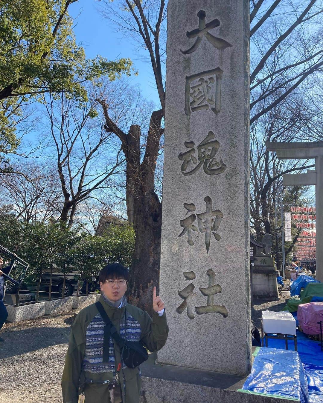 たけるさんのインスタグラム写真 - (たけるInstagram)「【最近の参拝歴】  松陰神社　東京　世田谷 吉田松陰先生をお祀りしてる神社。 鳥居カッケェ  難波八坂神社　大阪　難波 獅子がいる。 鳥居カッケェ  大国魂神社　東京　府中 御神木の大イチョウがとてもご利益 鳥居カッケェ  #東京ホテイソン #たける #神社 #備中神楽 #パワースポット #清らかに」1月28日 23時14分 - takayanken